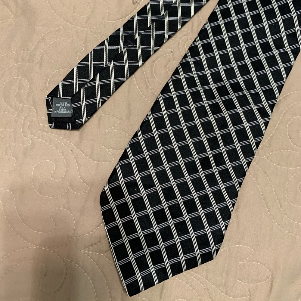 Stafford Executive Men’s Black silver Tie - Picture 2 of 6